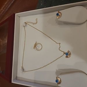 Very cute delicate Evil Eye necklace set necklace +earrings +ring